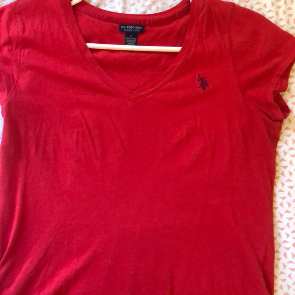Simple red Top
